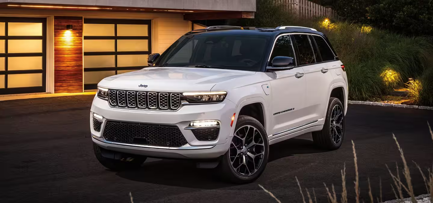 2024 Jeep Grand Cherokee in fron